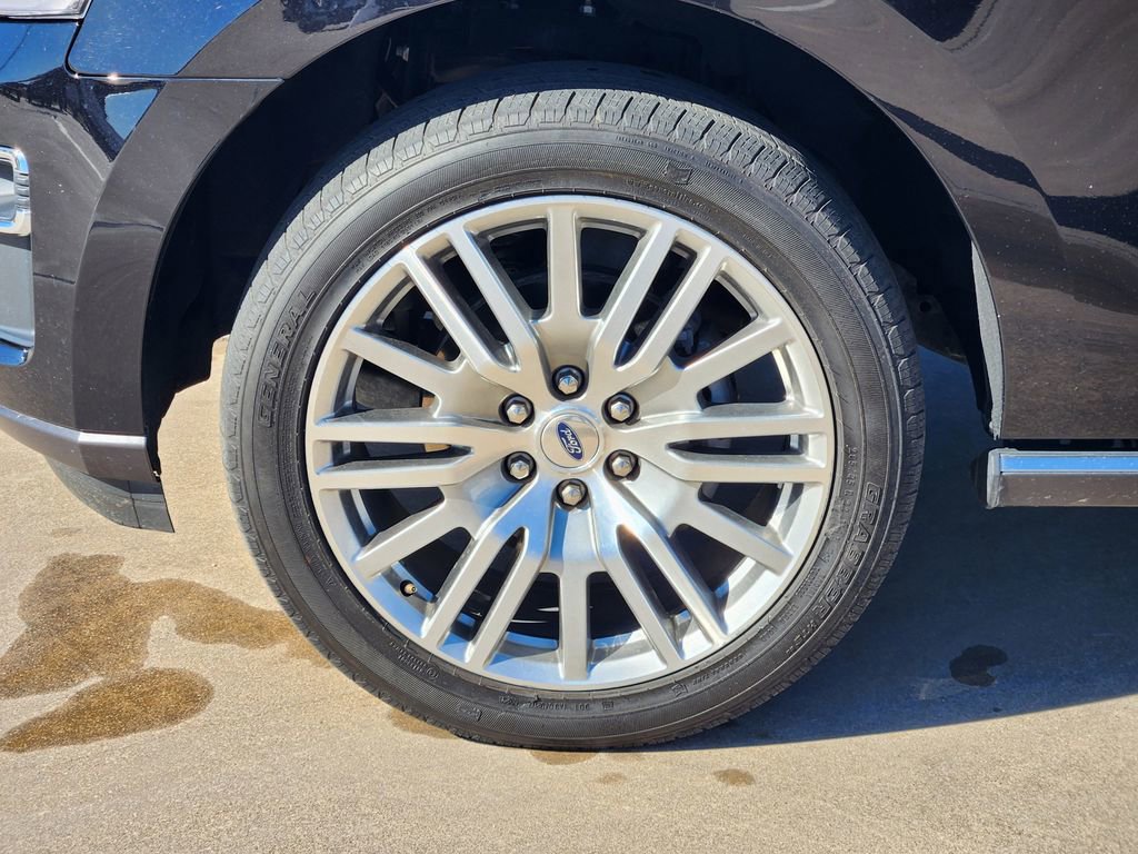 Certified 2024 Ford Expedition Limited image 10