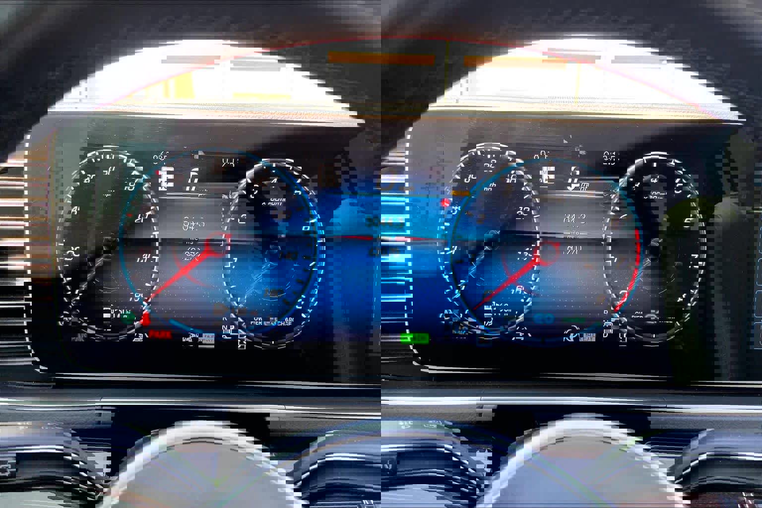 Used 2023 Mercedes-Benz GLS 450 4MATIC image 26