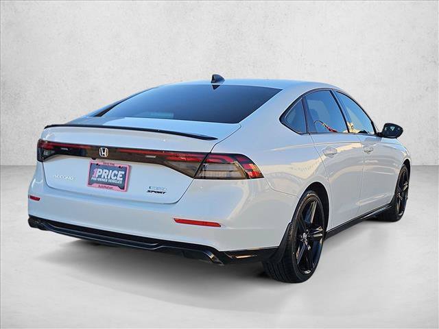 Used 2025 Honda Accord Sport image 5