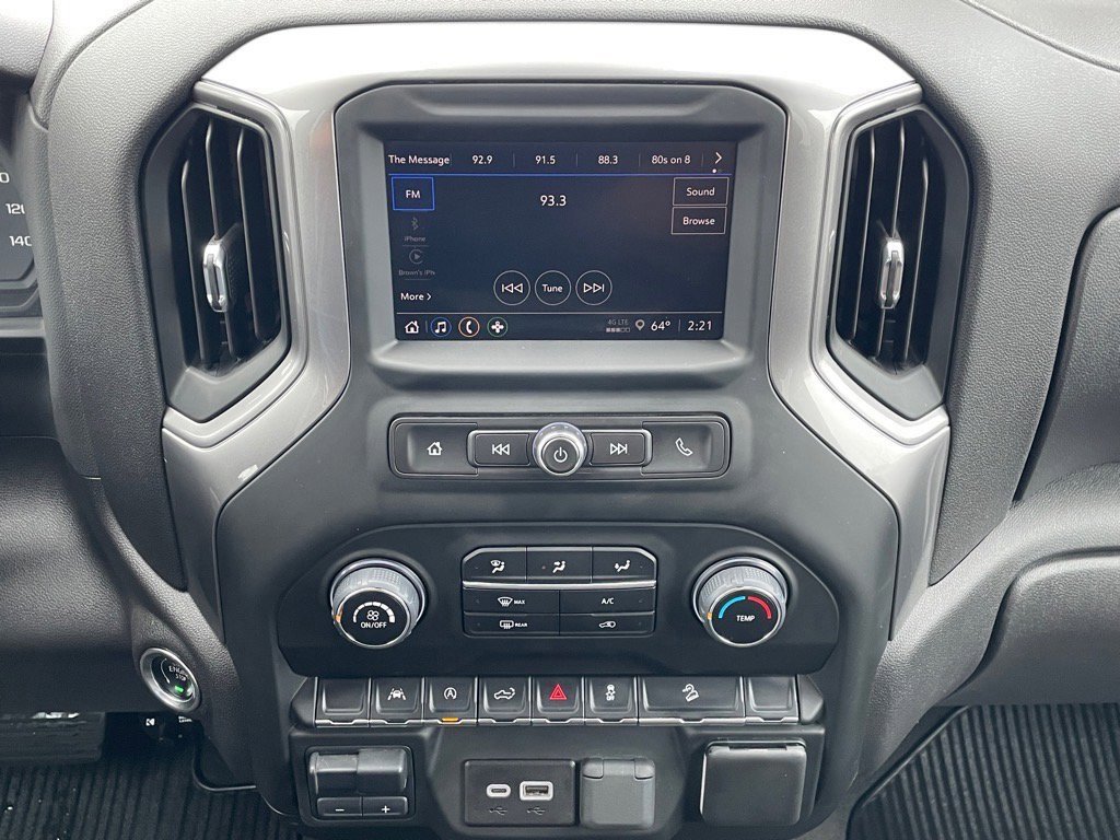 Used 2024 Chevrolet Silverado 1500 Custom Trail Boss w/ Dark Appearance Package image 21