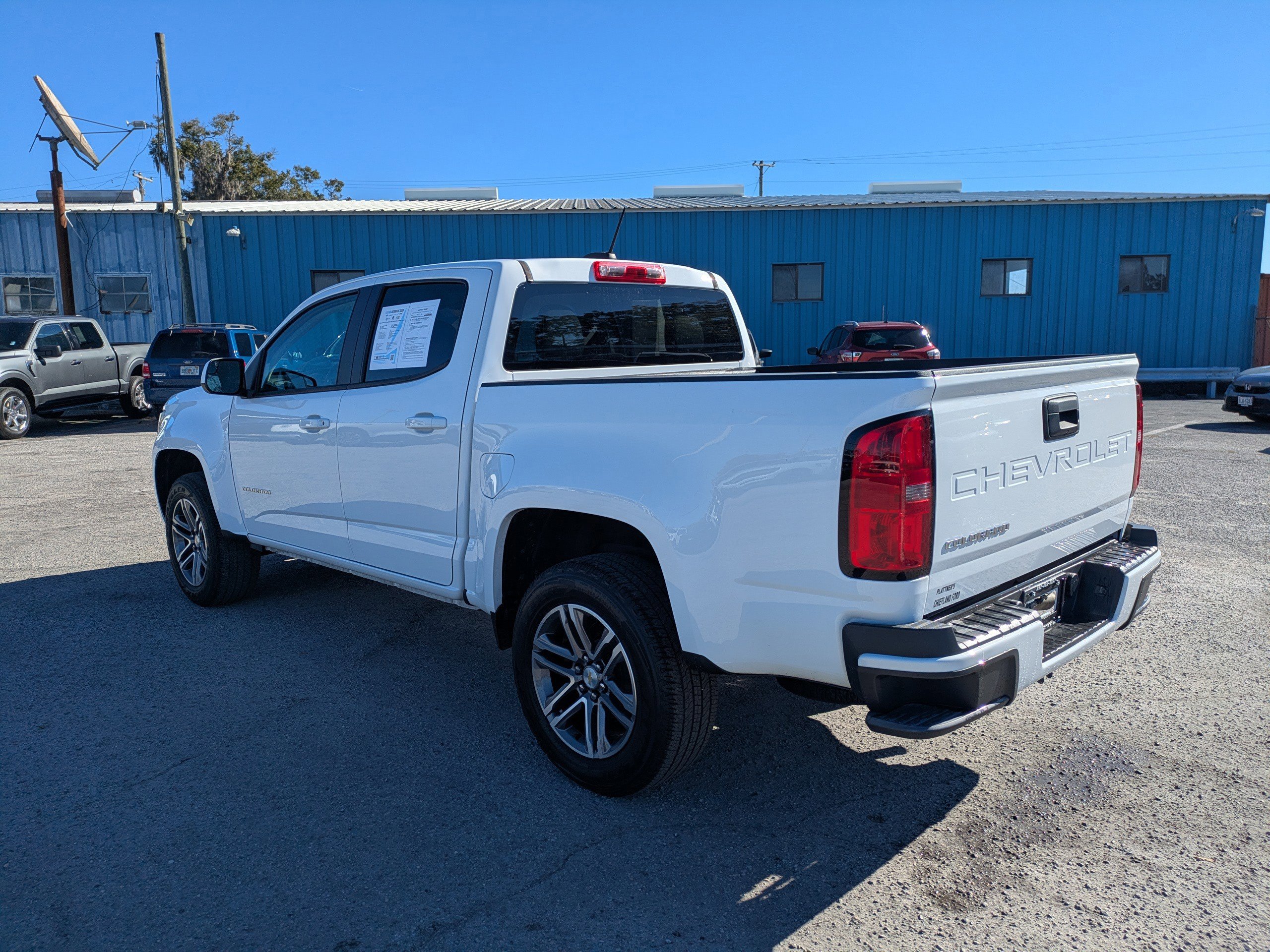 Used 2022 Chevrolet Colorado W/T w/ Custom Special Edition image 3