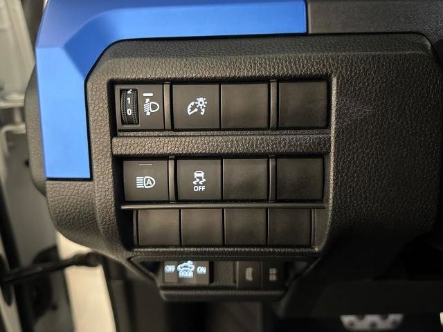 Used 2025 Toyota Tacoma TRD Sport image 19