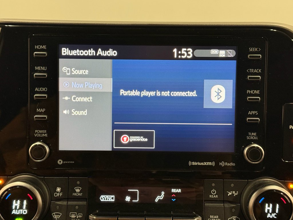 Used 2021 Toyota Highlander XLE image 25