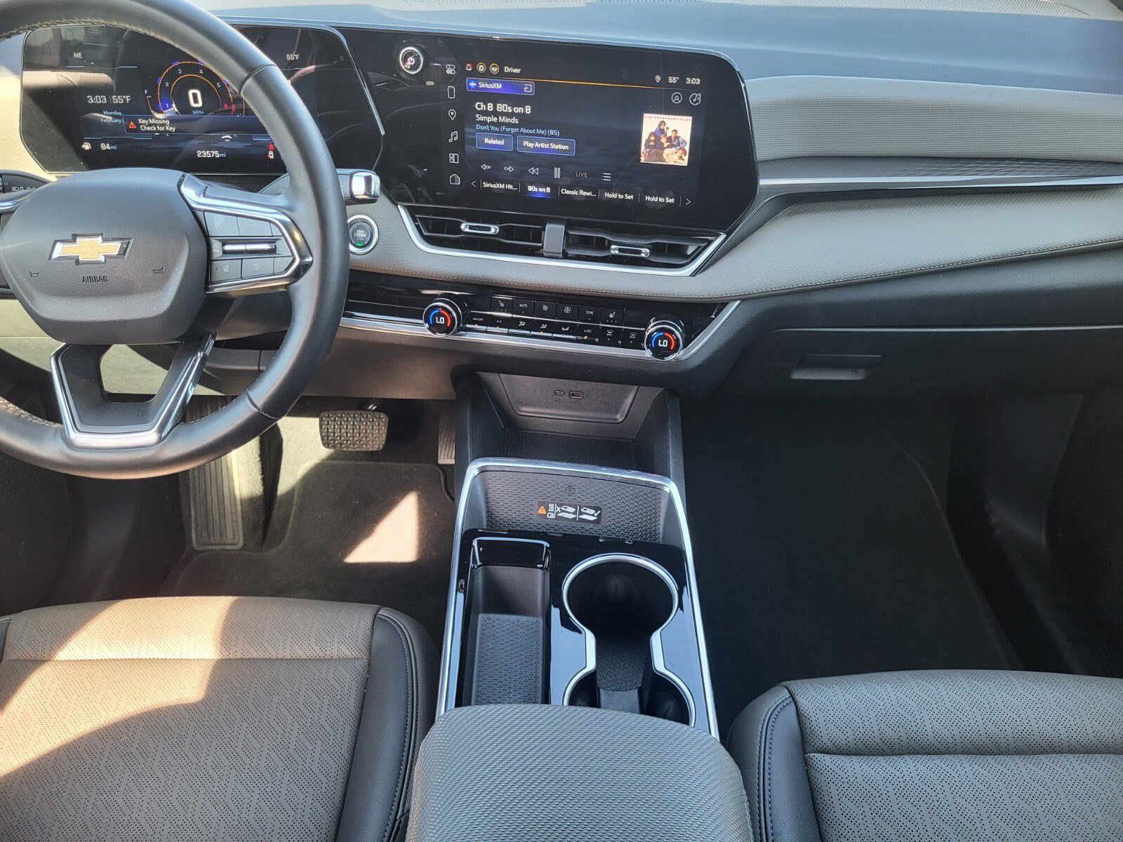 Used 2025 Chevrolet Equinox LT w/ Convenience Package II image 15