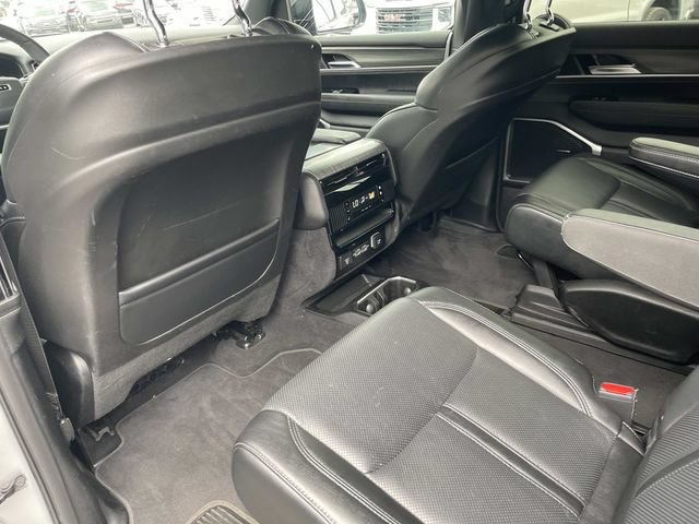 Used 2024 Jeep Wagoneer Series II AWD/4WD image 23