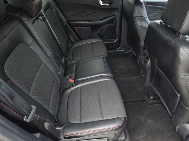 Certified 2025 Ford Escape ST-Line AWD/4WD image 33