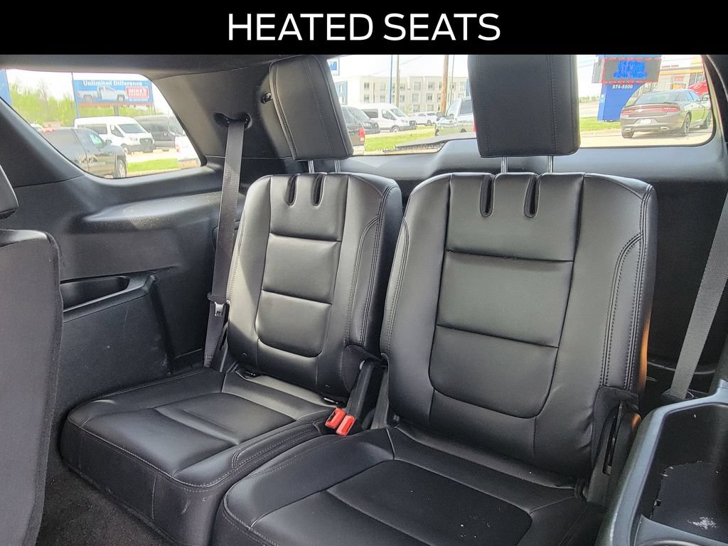 Certified 2018 Ford Explorer XLT w/ Equipment Group 202A AWD/4WD image 14