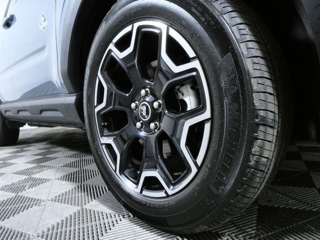 Certified 2025 Ford Bronco Sport Outer Banks w/ Outer Banks Tech Package+ AWD/4WD image 2