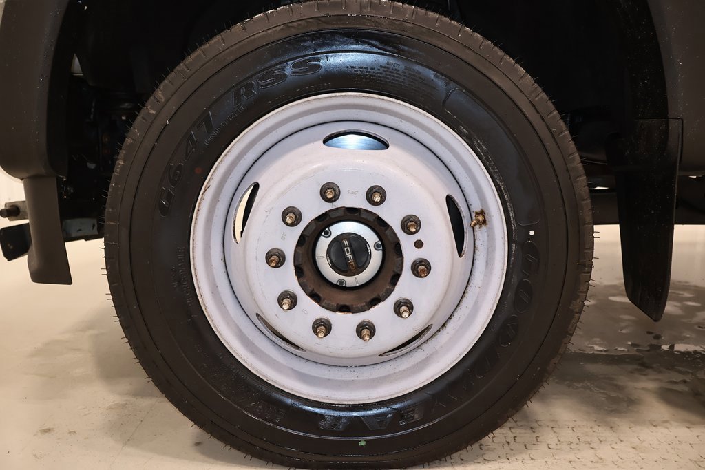 Certified 2022 Ford F550 4x4 SuperCab Super Duty image 41