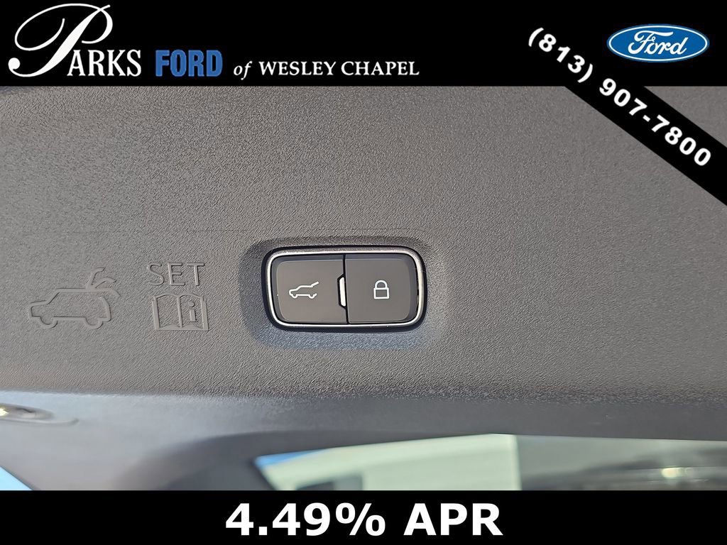 Certified 2025 Ford Expedition Platinum w/ Driver's Package image 10