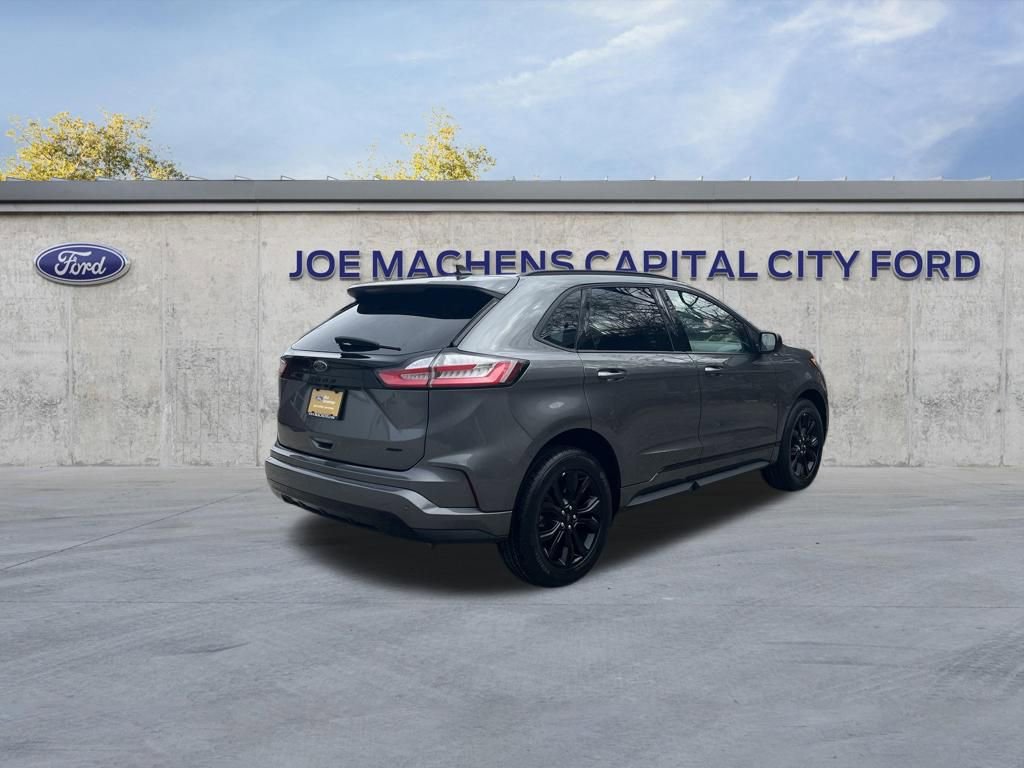 Certified 2023 Ford Edge SE w/ Black Appearance Package image 7