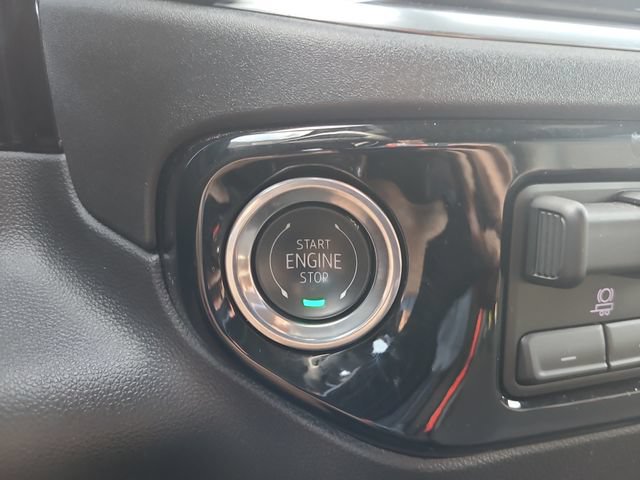 Used 2026 GMC Sierra 1500 SLT AWD/4WD image 29