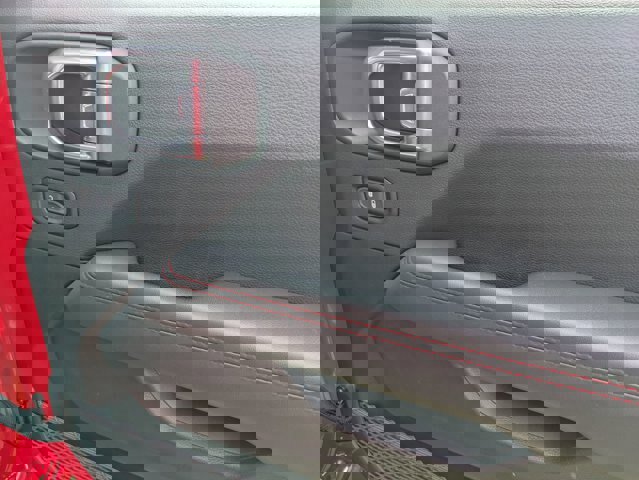 Used 2024 Jeep Wrangler Unlimited Rubicon w/ Technology Group image 32