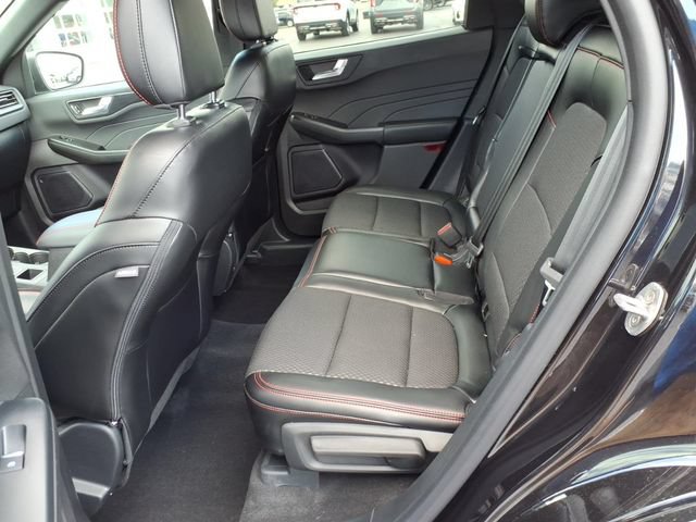 Certified 2024 Ford Escape ST-Line w/ Tech Pack #1 AWD/4WD image 13