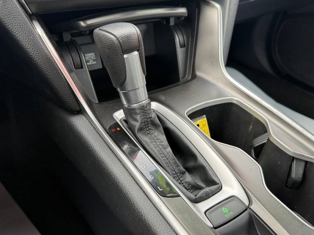 Used 2019 Honda Accord LX image 9