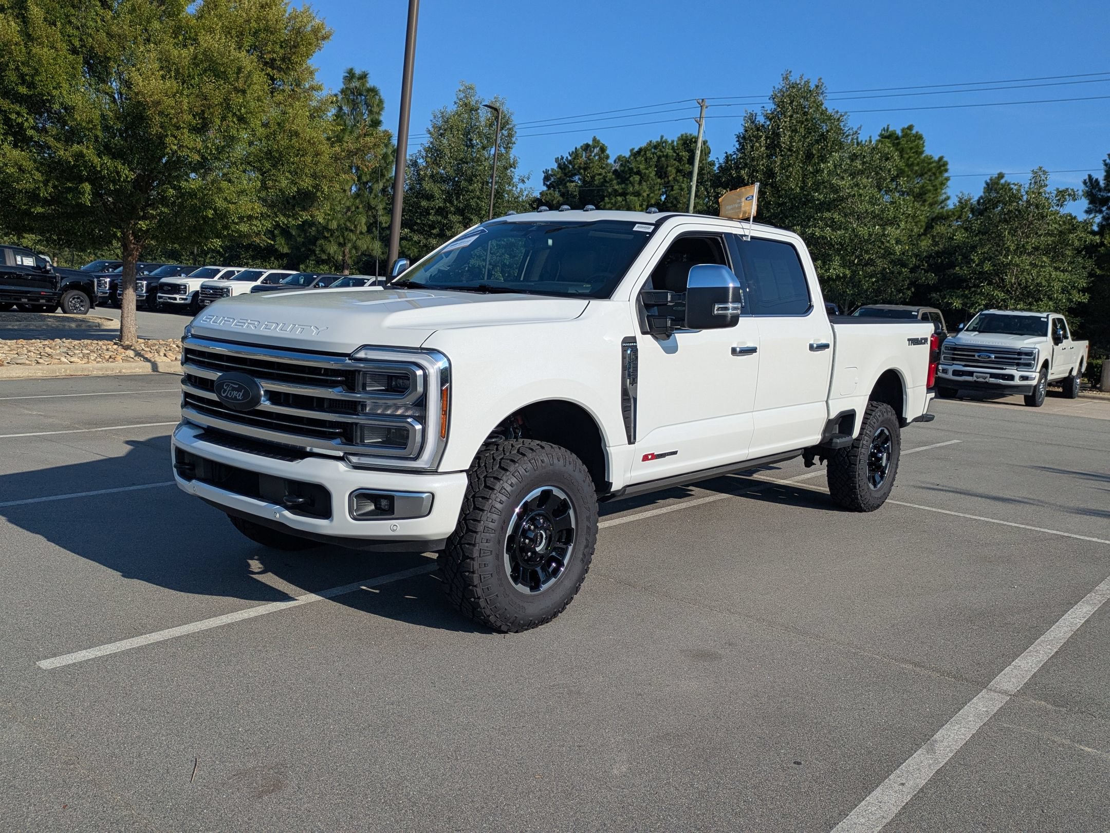 Certified 2026 Ford F250 Platinum w/ Platinum Plus Package AWD/4WD image 8