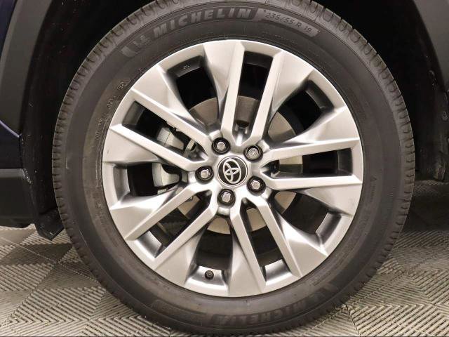 Used 2022 Toyota RAV4 Limited image 27