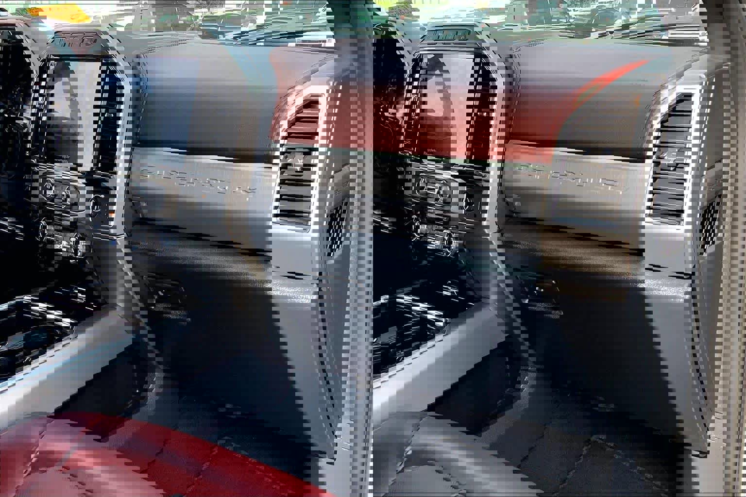 Certified 2022 Ford F250 Platinum w/ Tremor Off-Road Package image 17