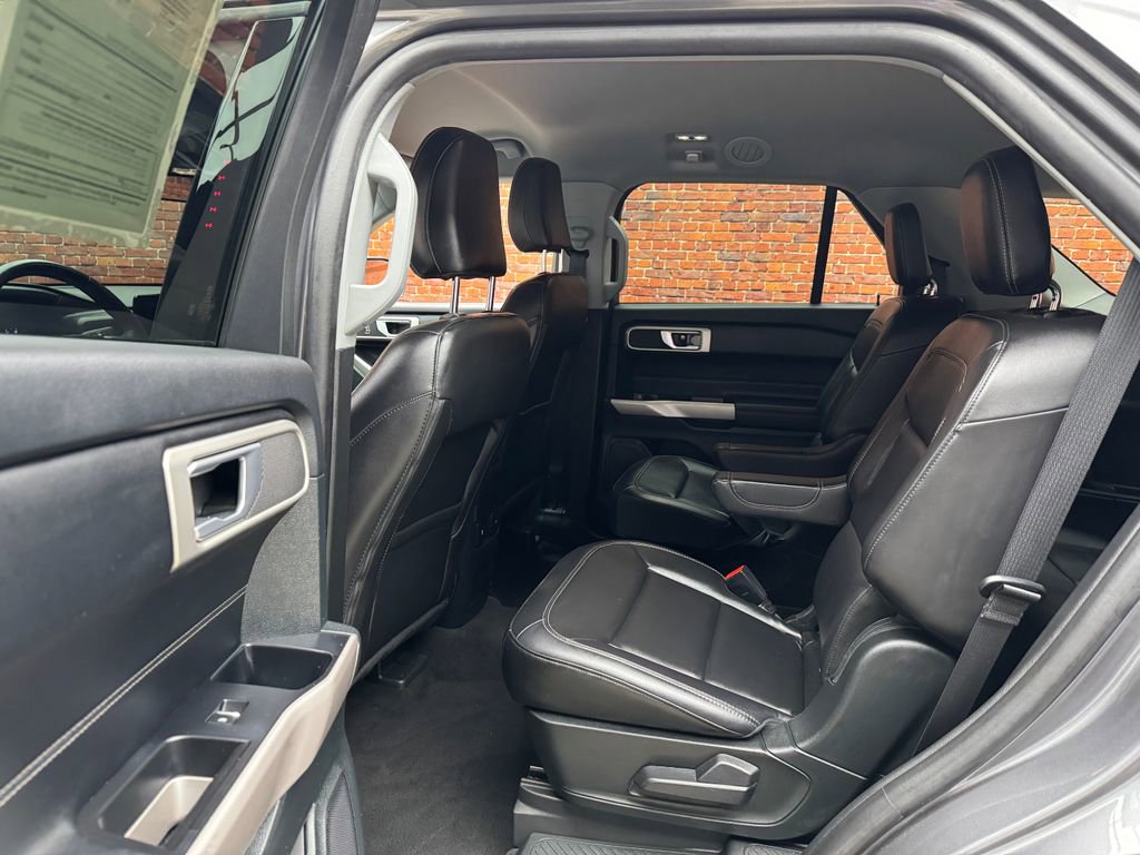 Certified 2023 Ford Explorer XLT w/ Equipment Group 202A AWD/4WD image 24