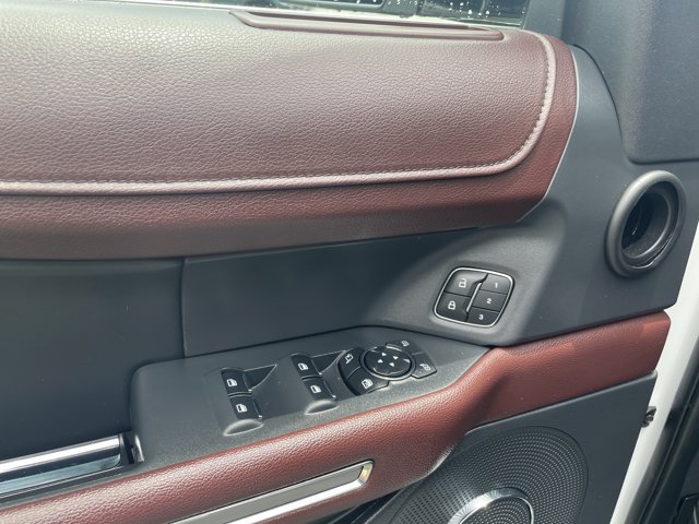 Certified 2024 Ford Expedition Limited RWD image 11