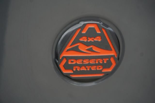 Used 2021 Jeep Gladiator Mojave w/ Dual Top Group AWD/4WD image 39