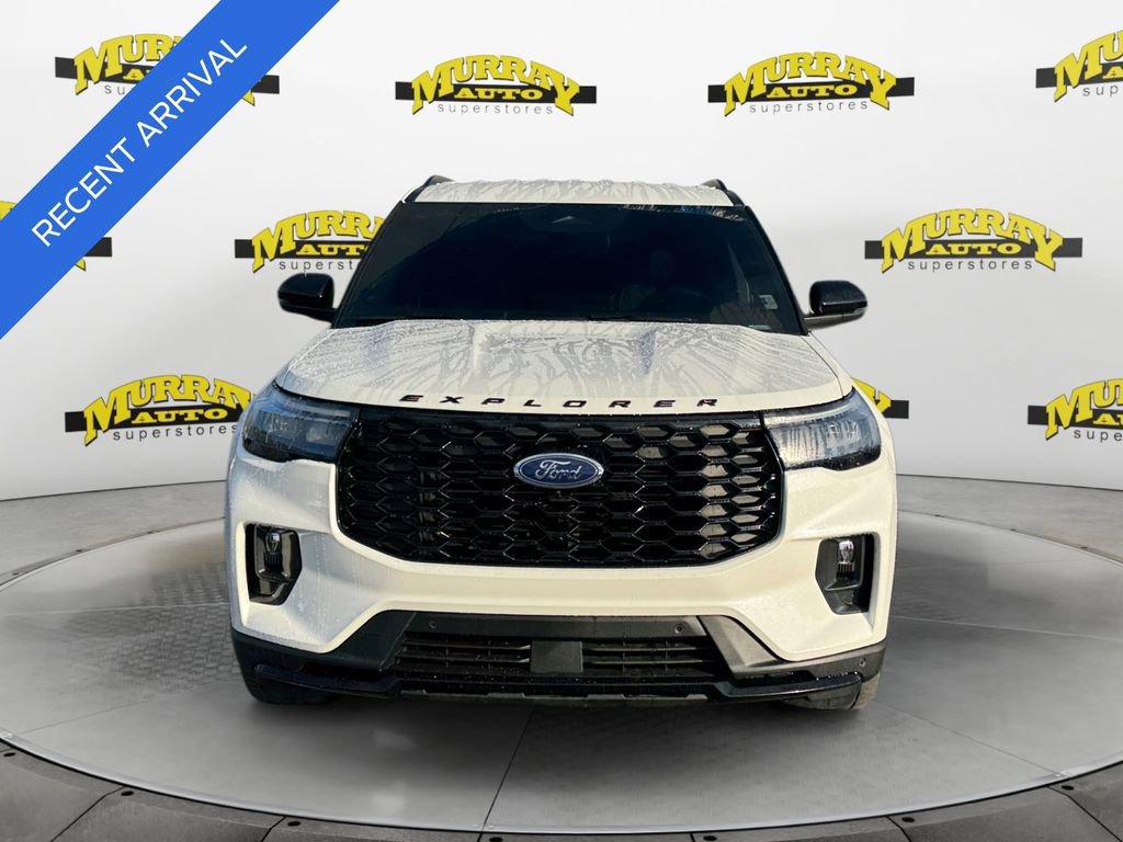 Certified 2025 Ford Explorer ST-Line w/ Premium Package image 9