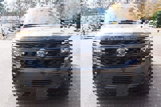 Certified 2023 Ford Expedition Limited image 3
