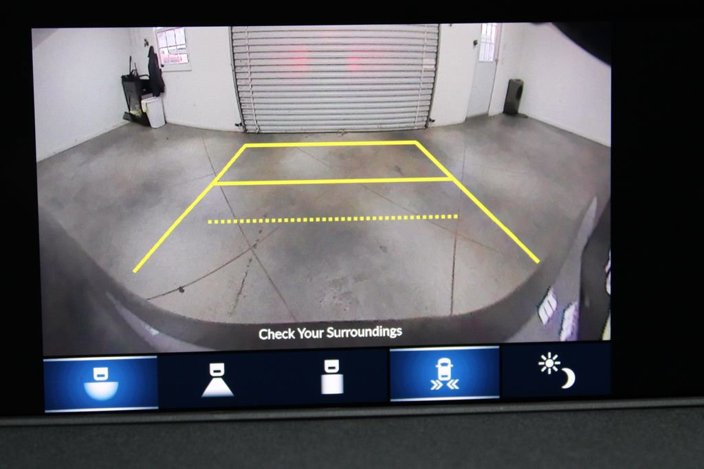 Used 2023 Acura MDX SH-AWD w/ Technology Package image 61