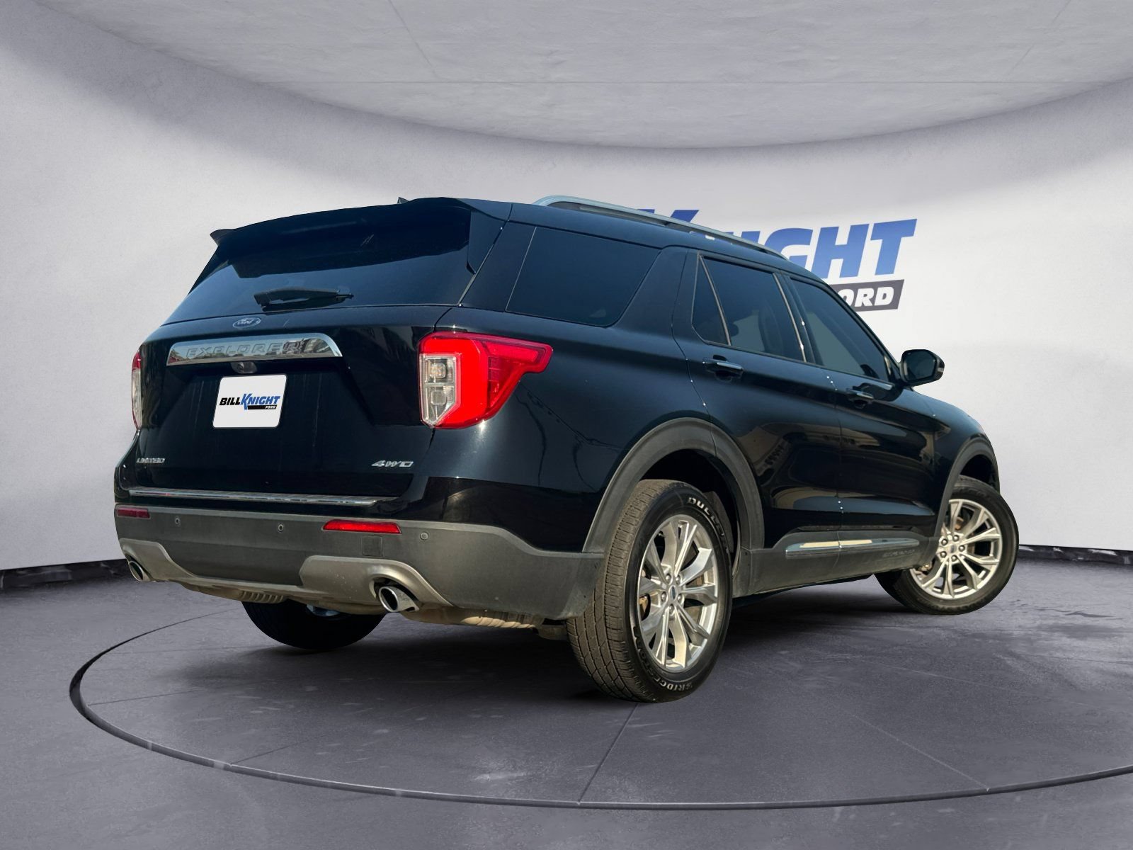 Certified 2022 Ford Explorer Limited w/ Equipment Group 301A AWD/4WD image 5