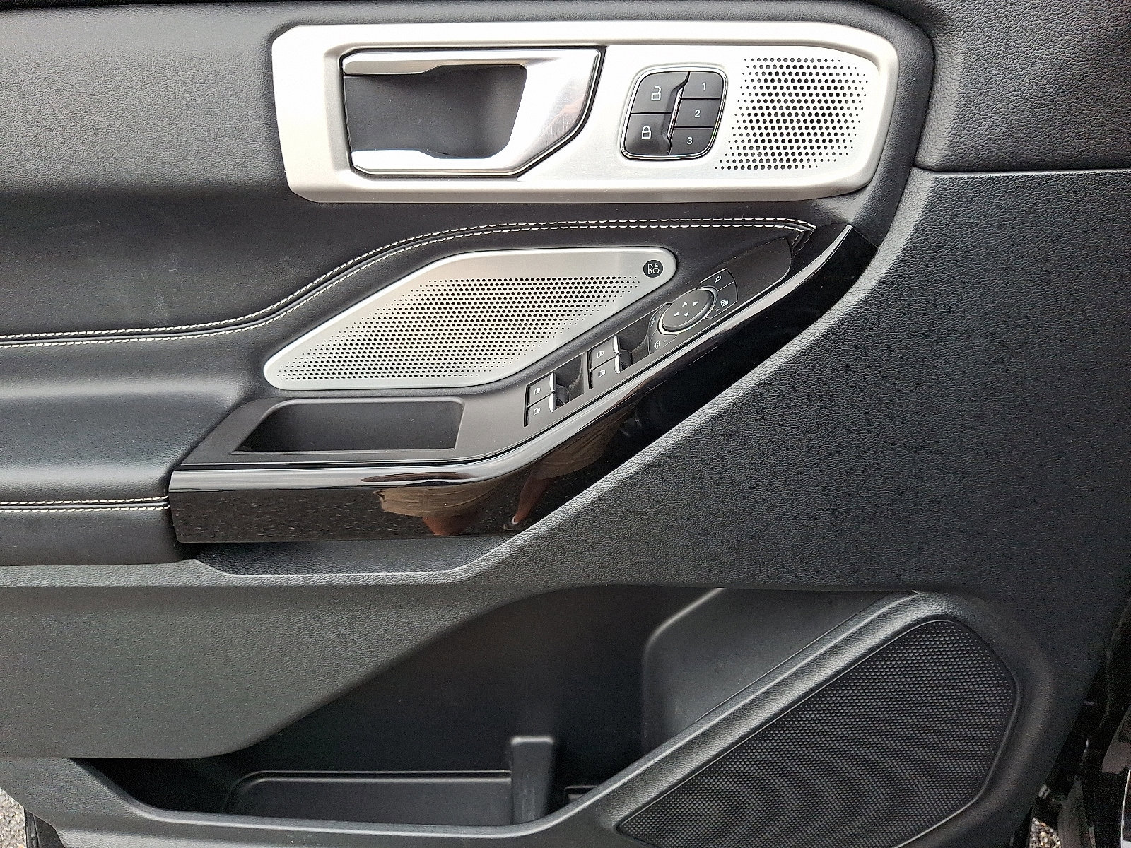 Certified 2021 Ford Explorer ST w/ Equipment Group 401A image 13