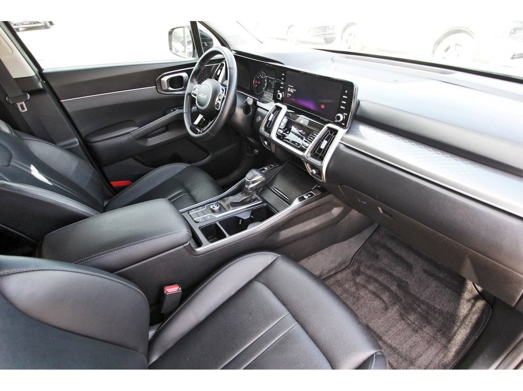 Used 2023 Kia Sorento S w/ Panoramic Sunroof Package FWD image 29
