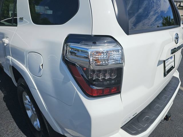 Used 2023 Toyota 4Runner SR5 Premium w/ Moonroof Package RWD image 39