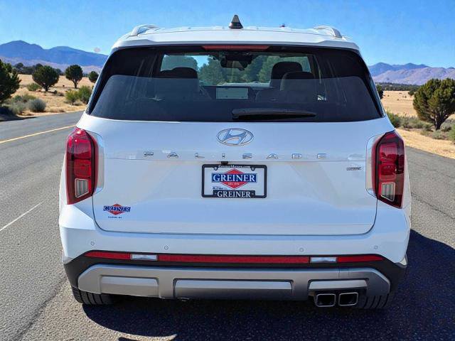Used 2023 Hyundai Palisade Limited AWD/4WD image 3