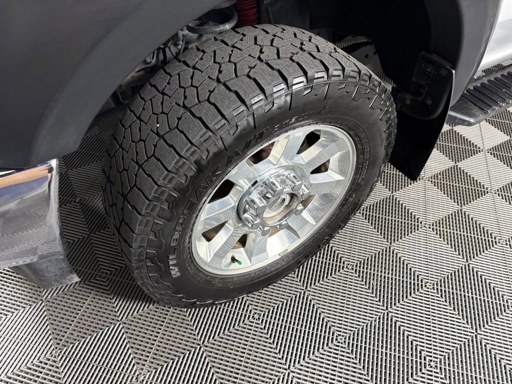 Certified 2017 Ford F250 XLT w/ FX4 Off-Road Package image 9