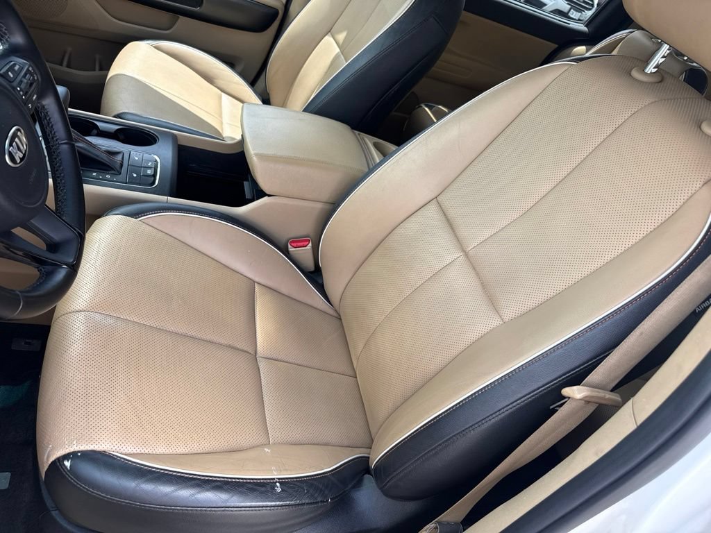 Used 2018 Kia Sedona LX w/ LX Essentials Premium Package FWD image 7