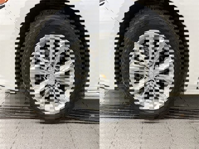 Used 2024 Chevrolet Malibu LT image 10