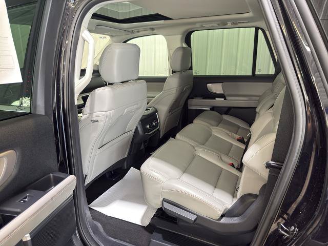 Certified 2025 Ford Expedition Max Active AWD/4WD image 10