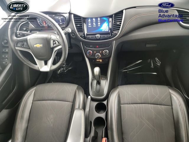 Used 2017 Chevrolet Trax LT w/ LT Convenience Package AWD/4WD image 33
