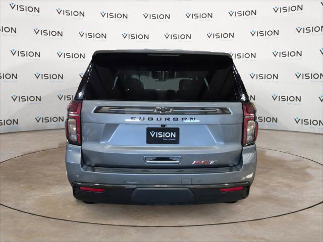 Used 2022 Chevrolet Suburban RST w/ Luxury Package image 4