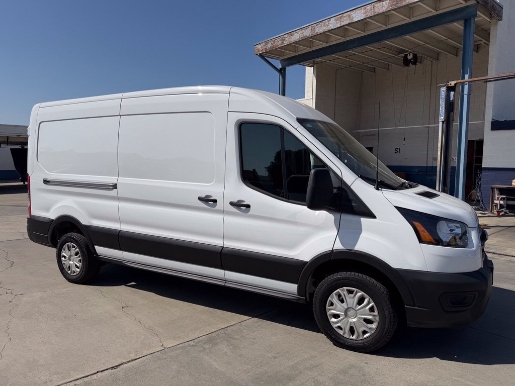 Certified 2023 Ford E-Transit Medium Roof RWD image 4