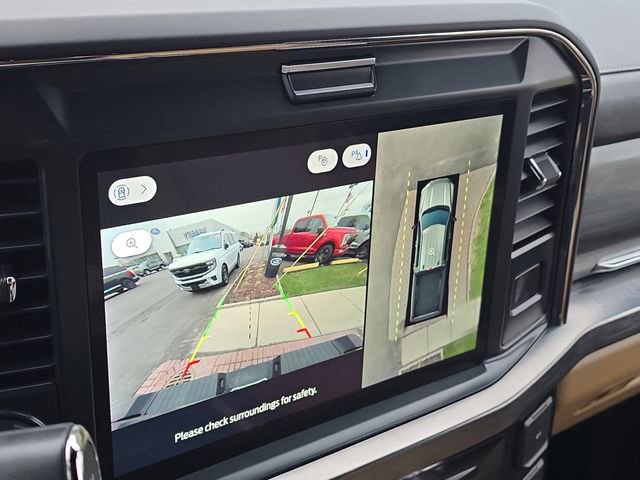 Certified 2025 Ford F350 Lariat w/ Lariat Ultimate Package AWD/4WD image 24