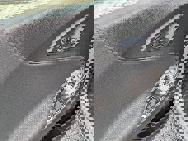 Used 2019 Chevrolet Malibu LT w/ Driver Confidence Package II image 26