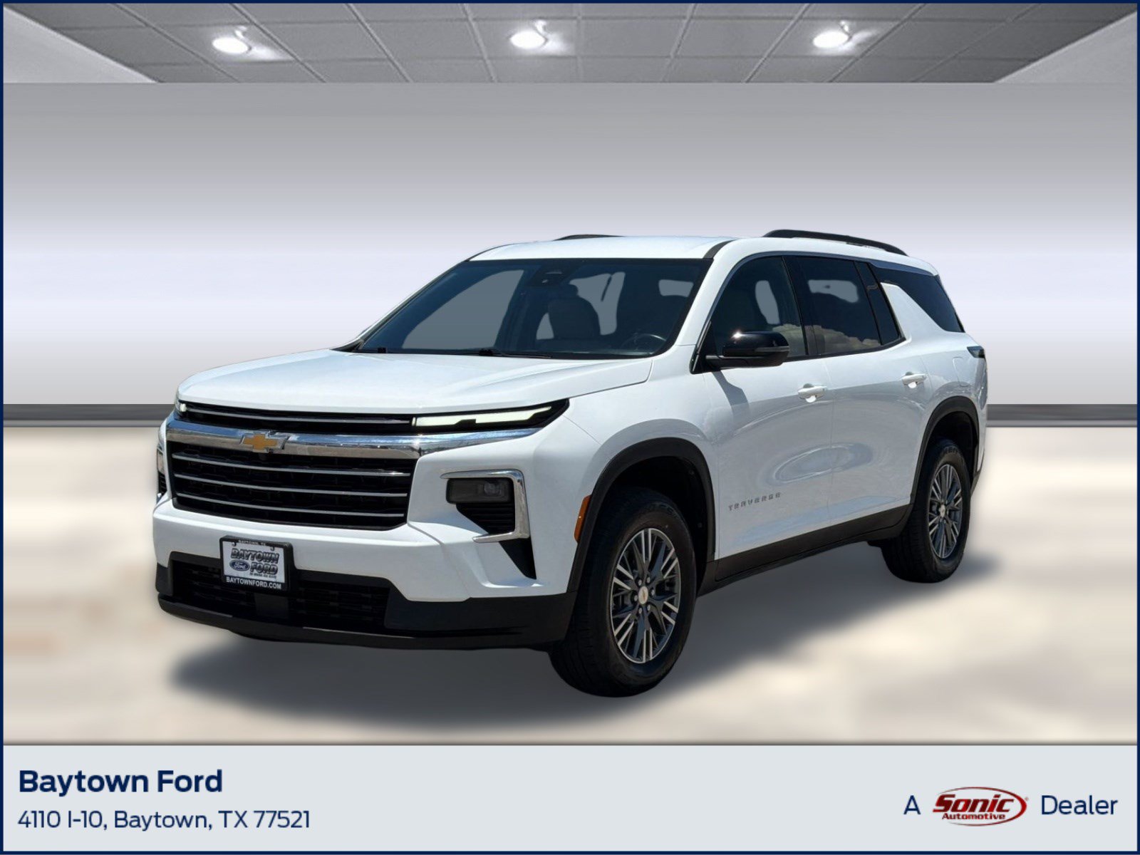 Used 2025 Chevrolet Traverse LT AWD/4WD image 1