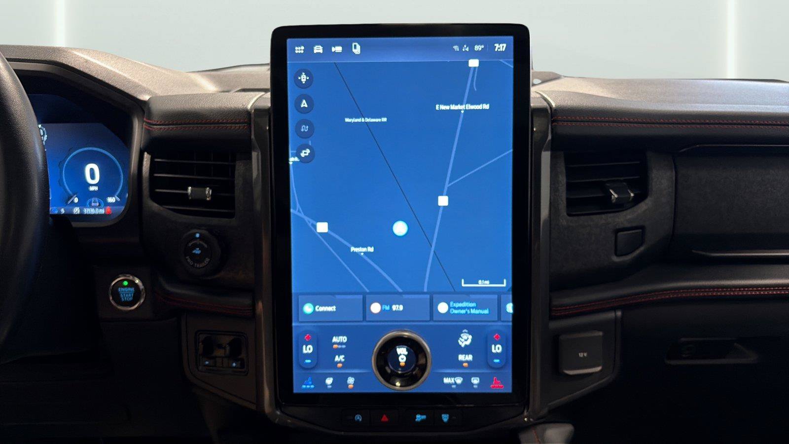 Certified 2024 Ford Expedition Max Limited AWD/4WD image 18