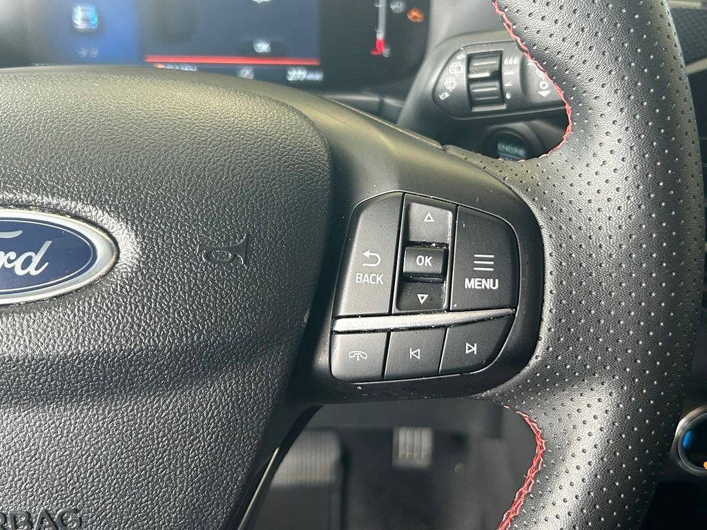 Certified 2025 Ford Escape ST-Line FWD image 37