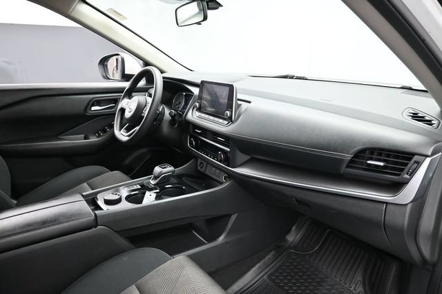 Used 2024 Nissan Rogue SV AWD/4WD image 31