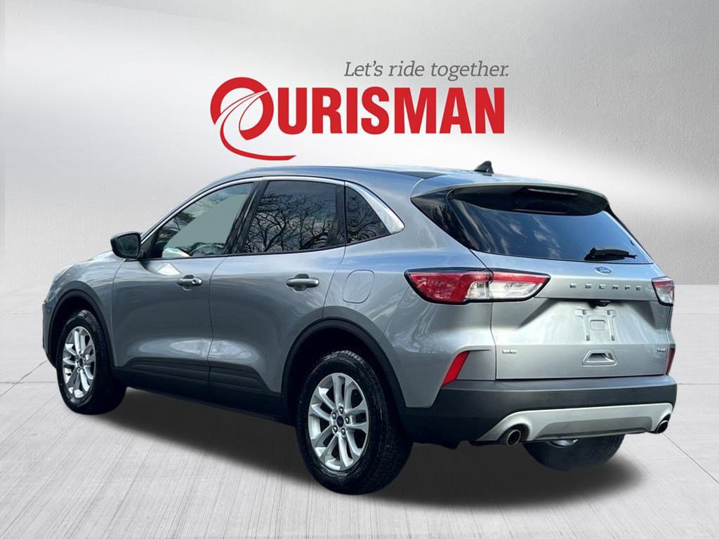 Certified 2022 Ford Escape SE image 3