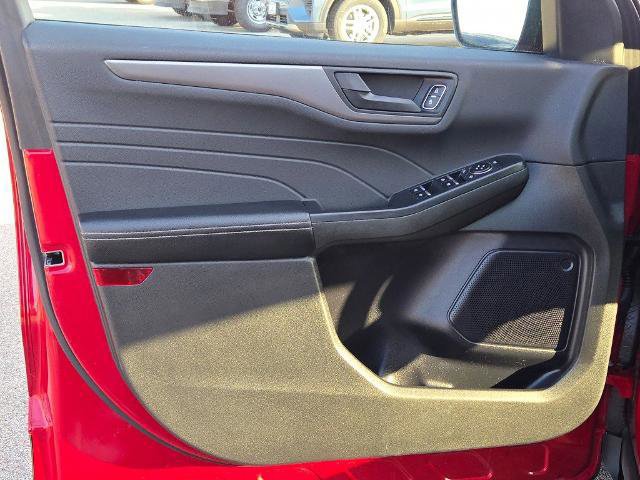 Certified 2023 Ford Escape Active w/ Cold Weather Package image 21