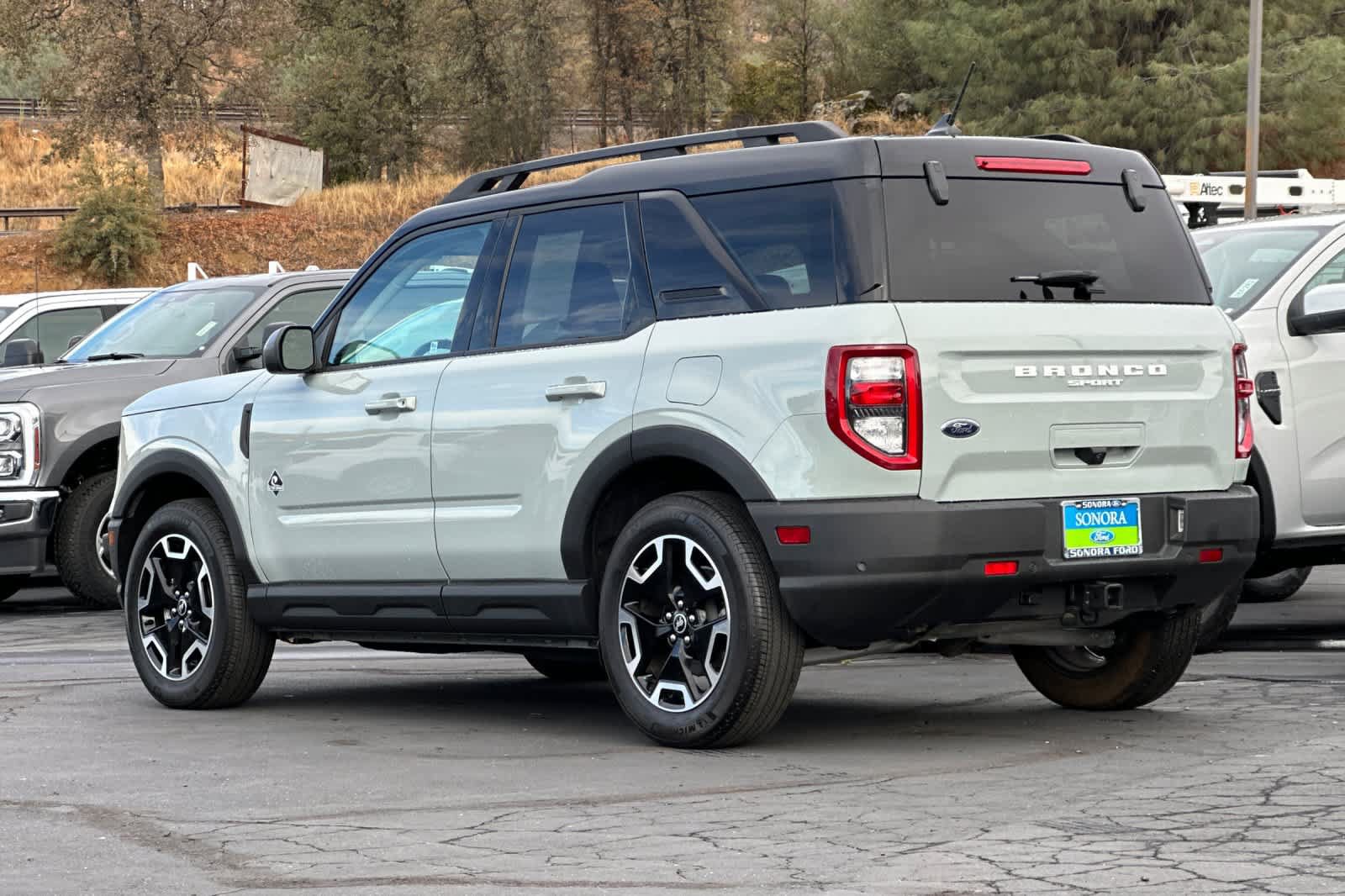 Certified 2024 Ford Bronco Sport Outer Banks AWD/4WD image 6
