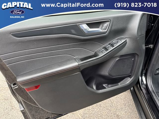 Certified 2024 Ford Escape ST-Line w/ Tech Pack #1 AWD/4WD image 20